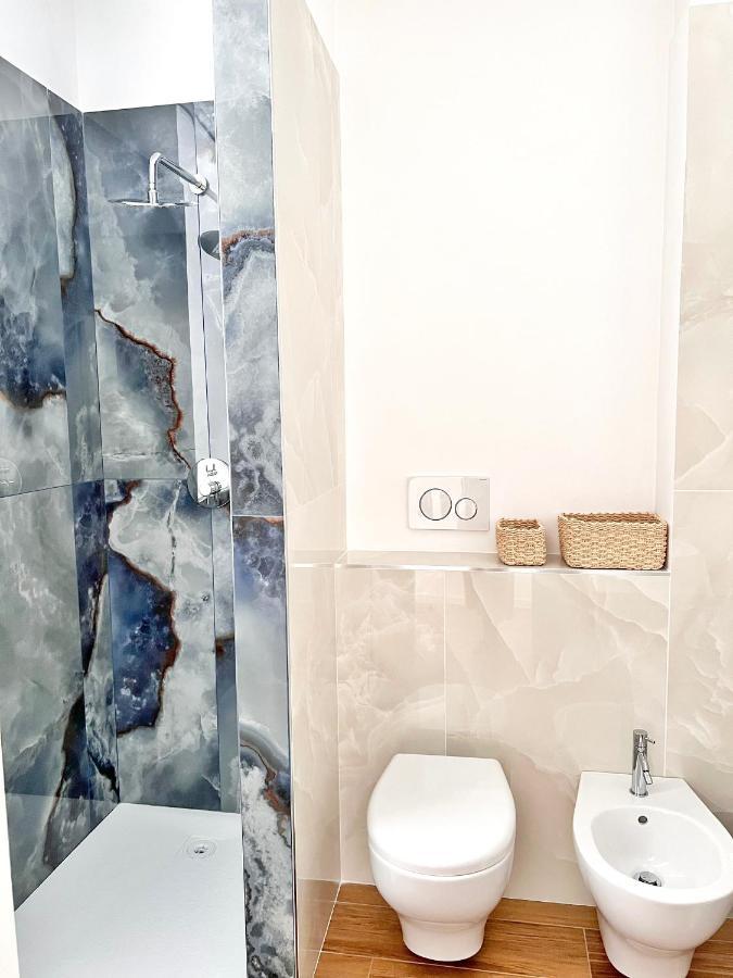 Finella Charming Rooms Bari Exterior foto